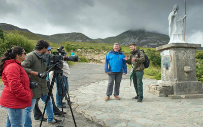 Wild Atlantic Way to Reach 40 Million Viewers as Fáilte Ireland Host Indian Film Crew