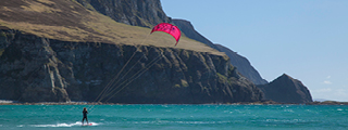 320x120 Kitesurfing,-Keel-Strand