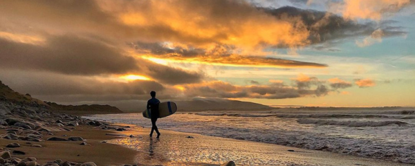 surfer-surfing-strandhill-beach-co-sligo